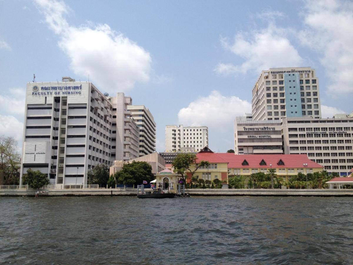 24Residence Siriraj Bangkok Buitenkant foto